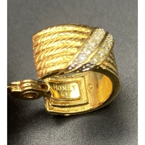VTG Monet Clip-on Hoop Earrings Gold Tone Wide Ribbed 1980-90'sPave Crystal .75" - Picture 7 of 7
